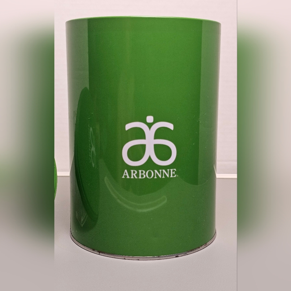 [Arbonne] Signature Green Storage Tin